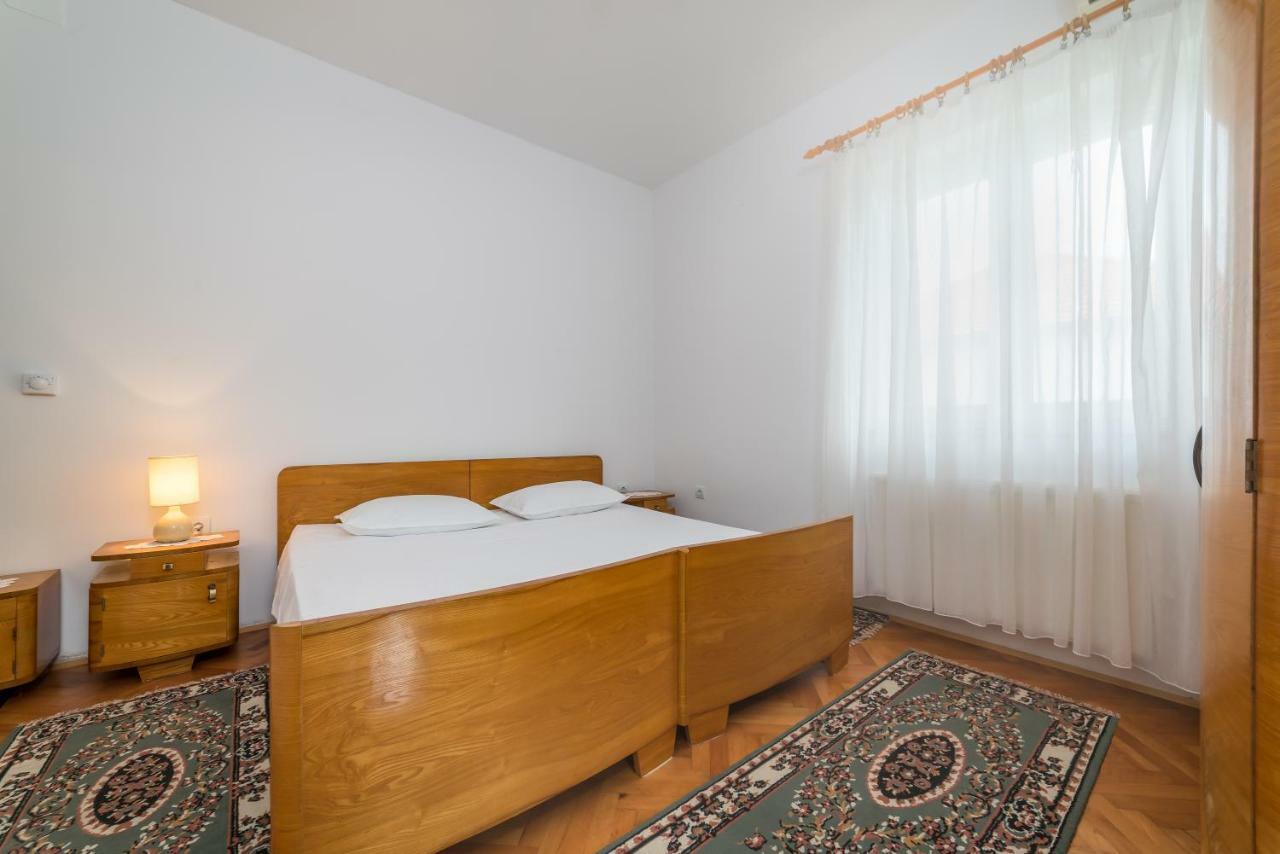 Apartments Jakovcev Бетина Экстерьер фото